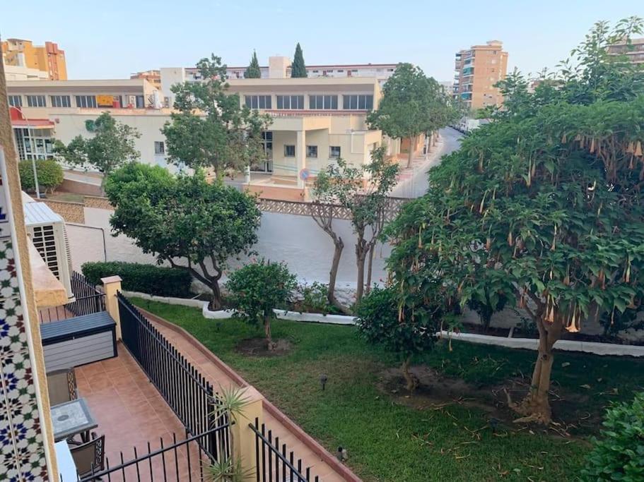 Apartamento En Carihuela Apartment Torremolinos Exterior photo
